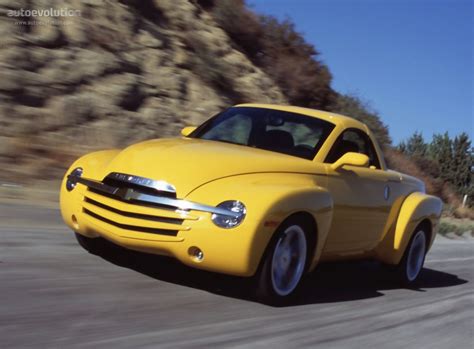 CHEVROLET SSR Specs & Photos - 2003, 2004, 2005, 2006 - autoevolution