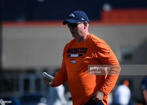 Denver Broncos QB Bill Musgrave takes the field for day two of... News ...