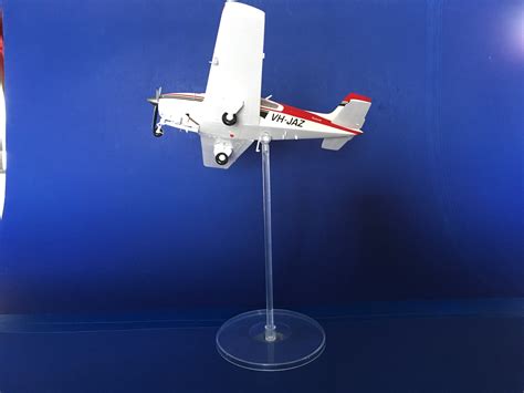 Aircraft Clear Display Stand | IPMS/USA Reviews