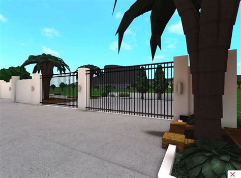 Lods Choo on Instagram: “Front yard, entry way, drive way idea! #Bloxburg” | Winter house ...