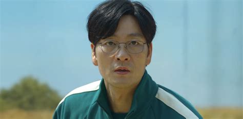 Squid Game Cast - Hae-soo Park as Sang-woo Park - Vague Visages