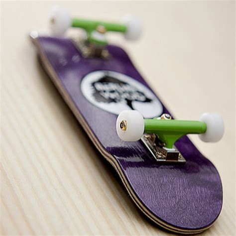 Fingerboard Club - YouTube