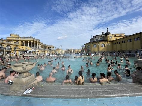 Baths in Budapest: A Guide to the City's Best Thermal Spas