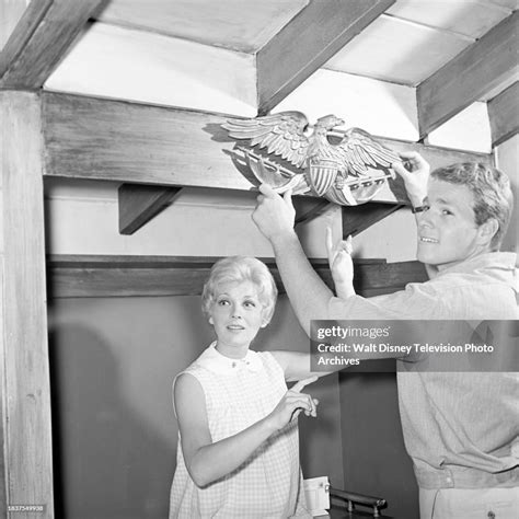 Joanna Moore, Ryan O'Neal at home during the making of the ABC tv... News Photo - Getty Images