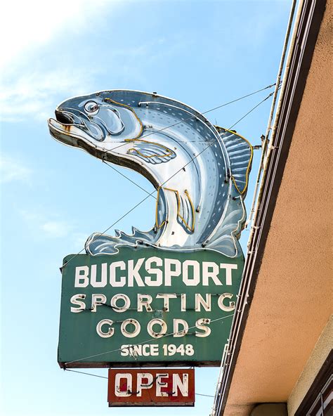 Bucksport | Bucksport Sporting Goods at 3650 Broadway St in … | Flickr