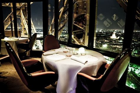 58-Tour-Eiffel-Restaurant | Moon Event