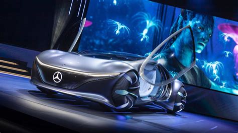 Mercedes-Benz Vision AVTR merges human and machine - Autodevot