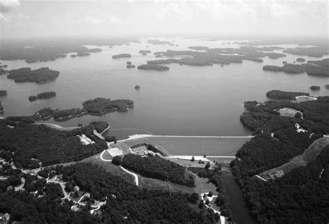 Lake Lanier Yacht Cruise Guided by James Sidney Lanier | Lake Lanier Sailing near Atlanta