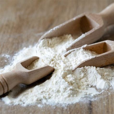 What Is 00 Flour? (+ How to Use It) - Insanely Good