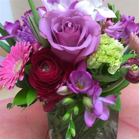 Bedford Florist & Gifts - 44 Photos & 14 Reviews - Florists - 315 Great ...