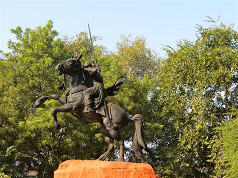 Equestrian statue of Rani of Jhansi Lakshmibai in Gwalior, Madya ...