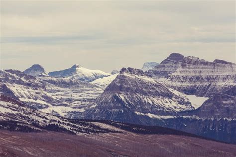 Premium Photo | Glacier national park, montana. winter.