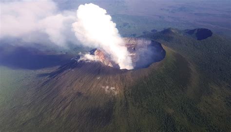 Mount Nyiragongo | | Alluring World