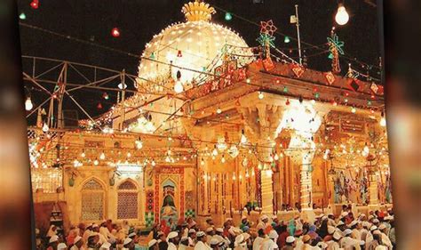 Ajmer Sharif Dargah Tour in Rajasthan - Khwaja Garib Nawaz