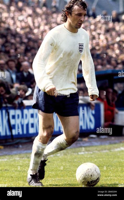 Mike summerbee england hi-res stock photography and images - Alamy