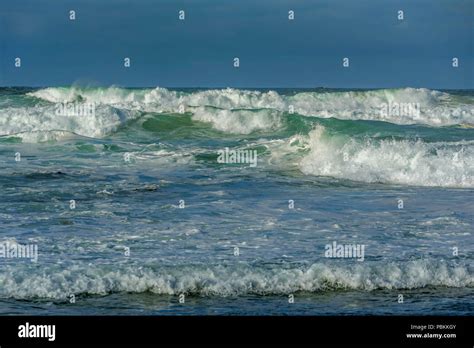 Ocean water waves in Australia Stock Photo - Alamy