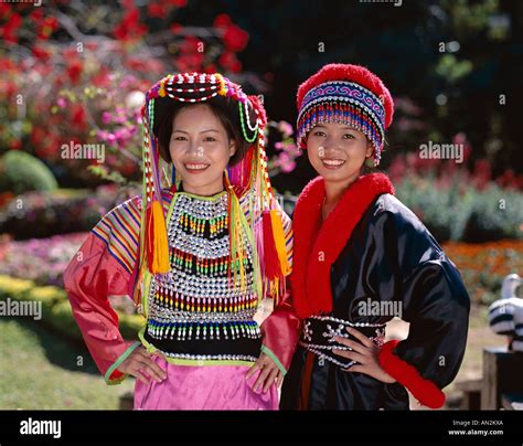 Hill Tribe People / Lisu & Mong Tribe Women, Chiang Mai, Golden Stock Photo: 8795369 - Alamy