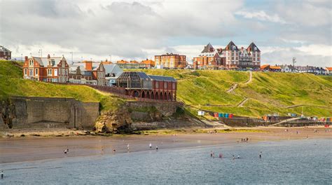 Whitby Beach in Whitby | Expedia.co.uk