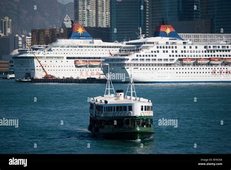 Star Ferry crossing from Tsim Sha Tsui, Central Pier, Sheung Wan ...