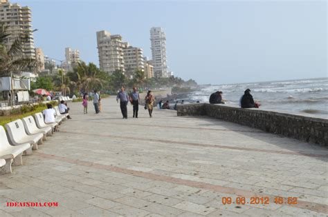 BANDRA BANDSTAND, MUMBAI - Images of India