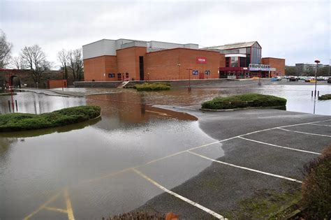 Winnersh car park by Showcase Cinema hit by flooding as alerts remain ...