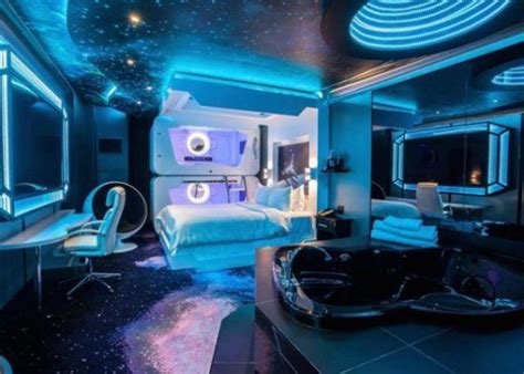 Win big with these amazing themed hotel rooms on your next family ...