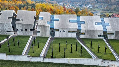 Mausoleum of the Martyrdom of Polish Vil|Mausoleum