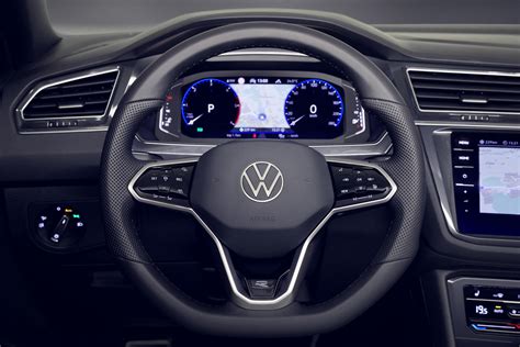 2021 VW Tiguan R-Line R-Design Facelift Interieur Lenkrad Steering Wheel Display Monitor - autofilou