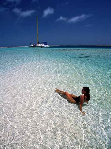 Los Roques – The largest marine park in the Caribbean