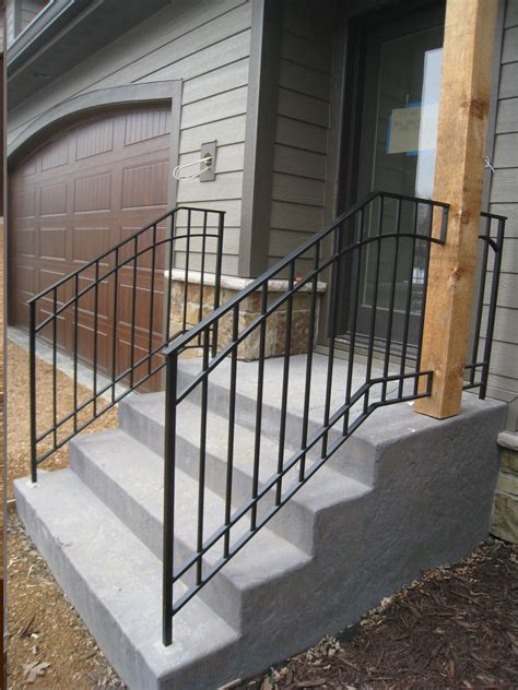 20+ Wrought Iron Outdoor Stair Railing - DECOOMO