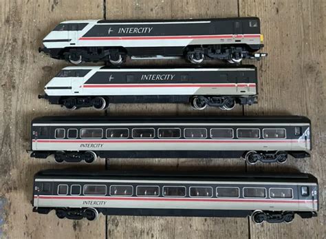 HORNBY RAILWAYS INTERCITY 225 Train Set Locomotive Dummy Car Carriages ...