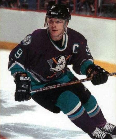 Paul Kariya Mighty Ducks of Anaheim | Anaheim ducks hockey, Ducks ...