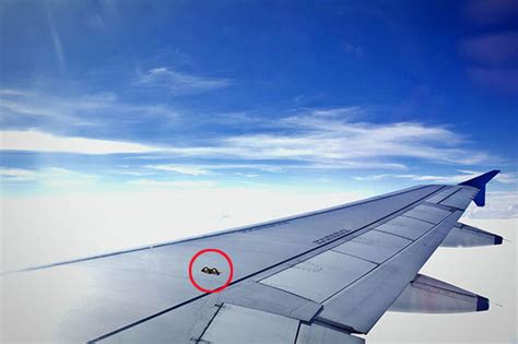 Flight secrets: Why this tiny secret wing hook on a plane could save your life | Travel News ...