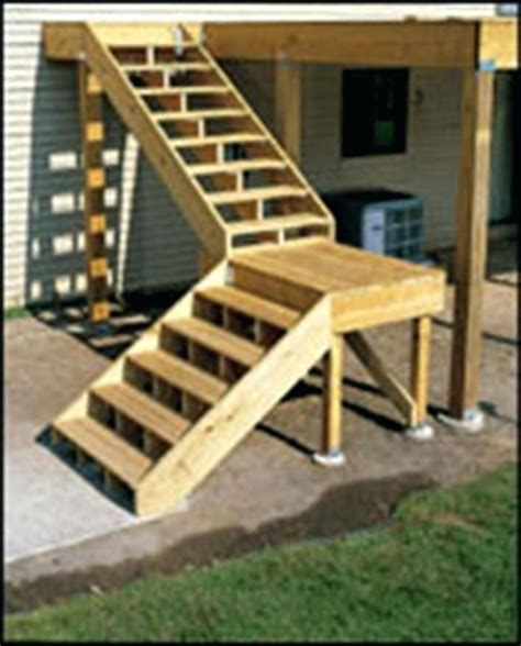 How To Build A Deck Stair Landing - Wallpaper Image | Exterior stairs, Deck staircase, Deck stairs