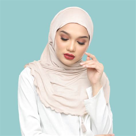 3 Best Hijab Colors Ideas to Choose from for All Skin Types