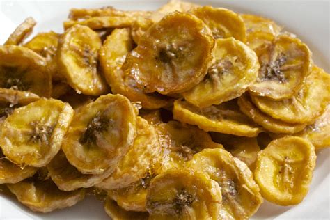 Homemade Banana Chips Recipe - MakeBetterFood.com