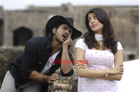 WELCOME TO TOLLYFANZ: magadheera movie stills