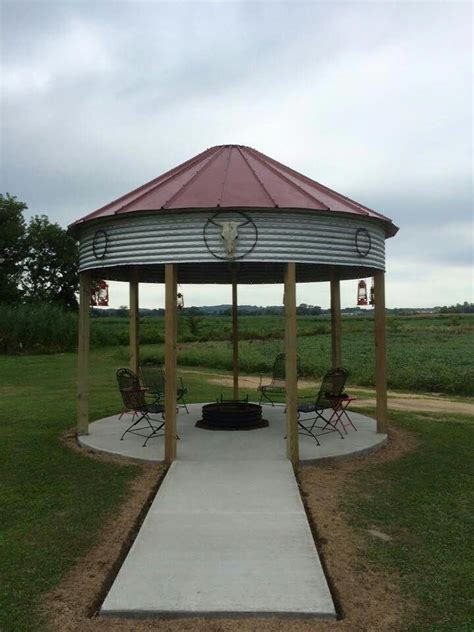 Nice gazebo/fire pit area #”firepitbackyarddiy” | Gazebo with fire pit, Gazebo, Outdoor fire pit