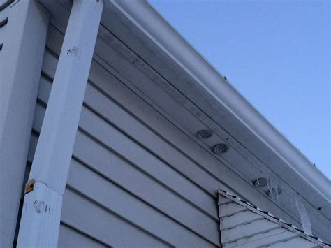 ventilation - How to remove narrow metal soffit - Home Improvement ...