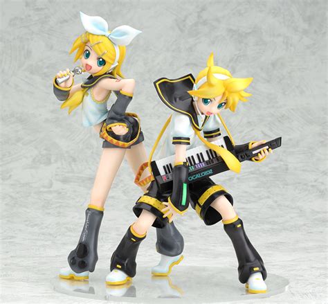 Rin and len figures - Vocaloids Photo (37010196) - Fanpop