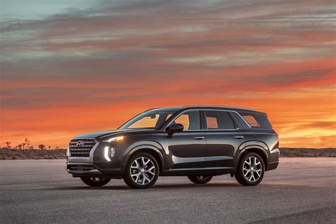 2020 Hyundai Palisade vs Kia Telluride: Differences compared side by side