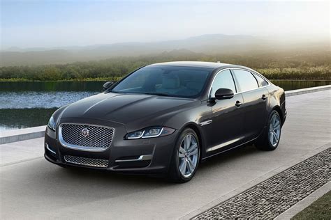 2018 Jaguar XJ Pricing - For Sale | Edmunds