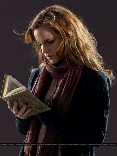 Emma Watson's favorite books! - FavoriteOf.com