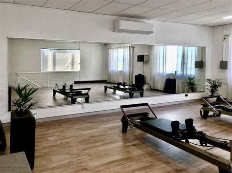 Dance Mirrors | Fitness Studio Mirrors | Removable