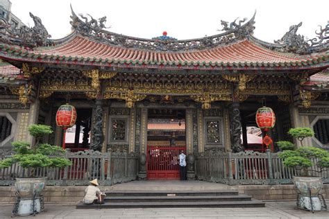 Longshan Temple: An Idiots Guide | Temple, Travel, Deities