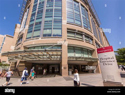 WASHINGTON, DC, USA - The George Washington University Hospital Stock Photo - Alamy