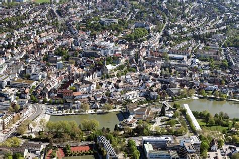 Aerial photograph Böblingen - City view of the downtown area on the shore areas Oberen and ...