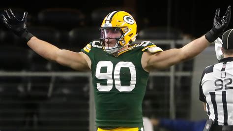 Rookie edge Lukas Van Ness ready for bigger role in Packers defense