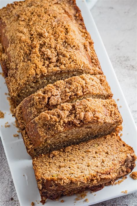 Banana Bread with Brown Sugar Streusel {Super Moist & Perfectly Sweet} | Bake It With Love