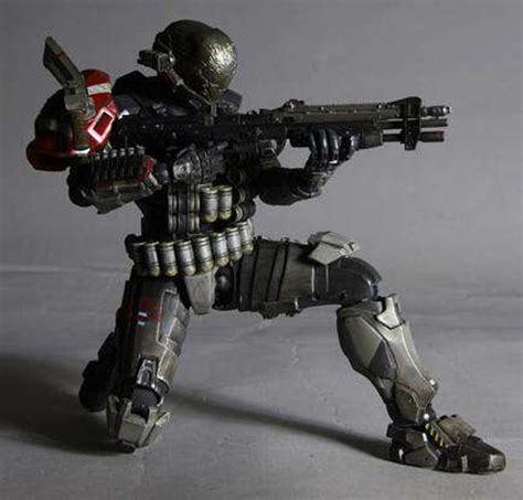 Halo Reach Play Arts Kai Series 1 Emile Action Figure Warrant Officer ...